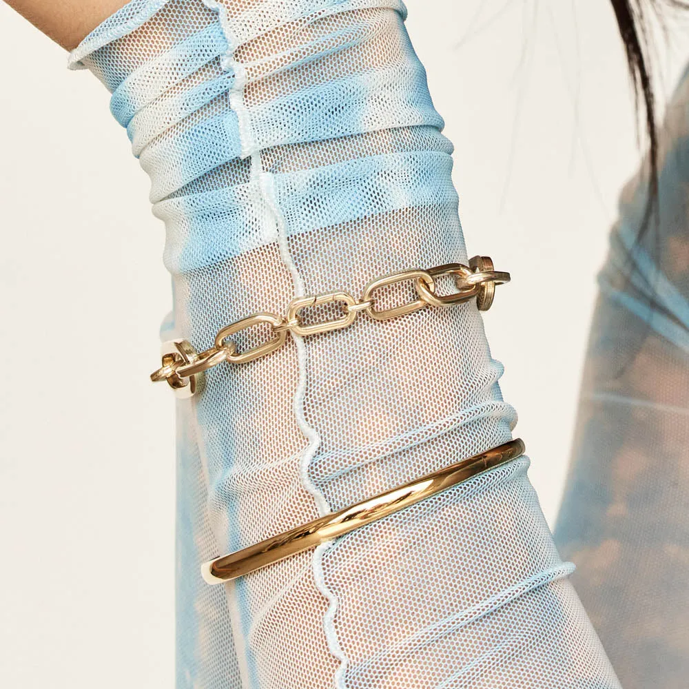 Bold Paperclip Chain Bracelet in Gold