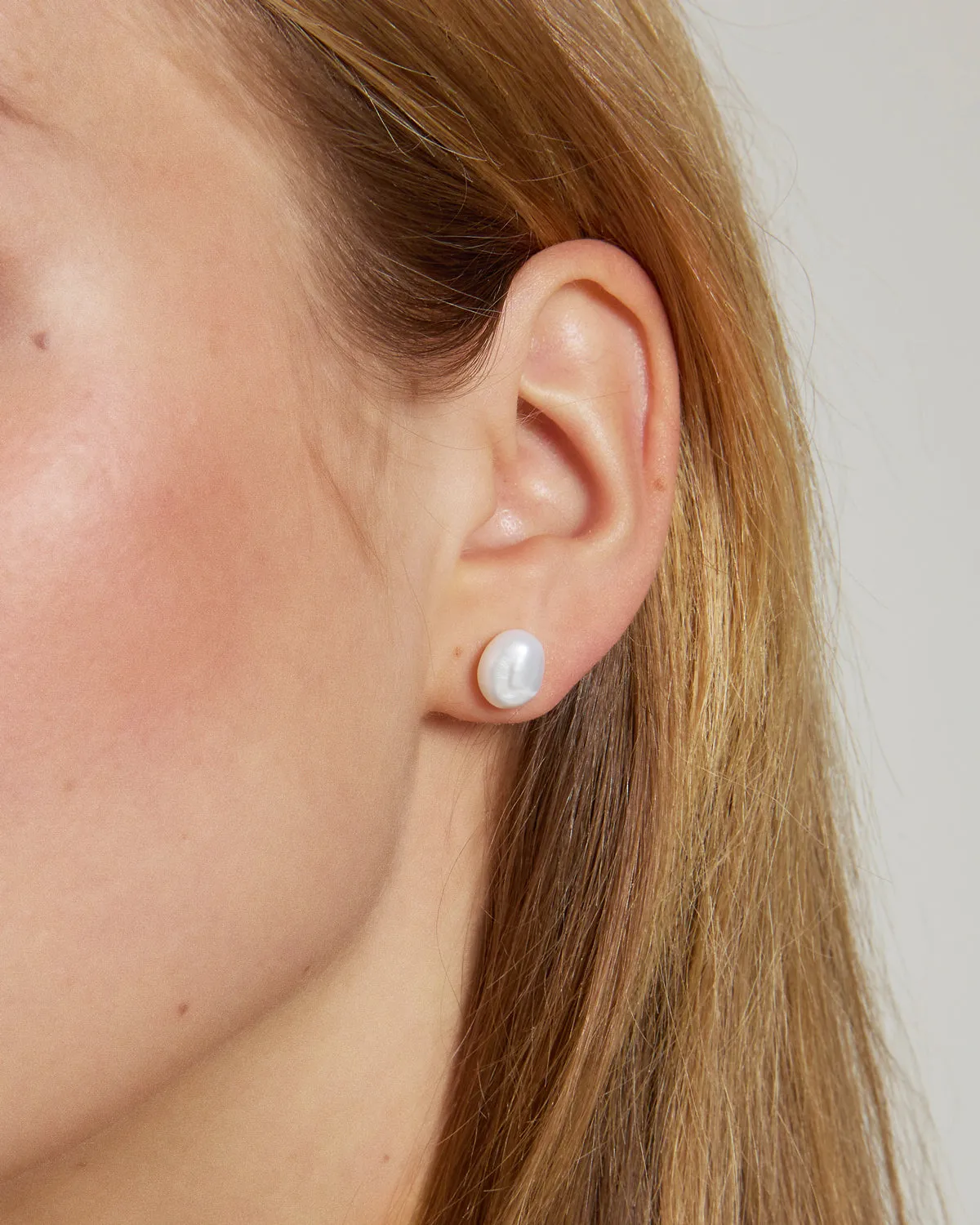 Grit Bold Stud Earrings