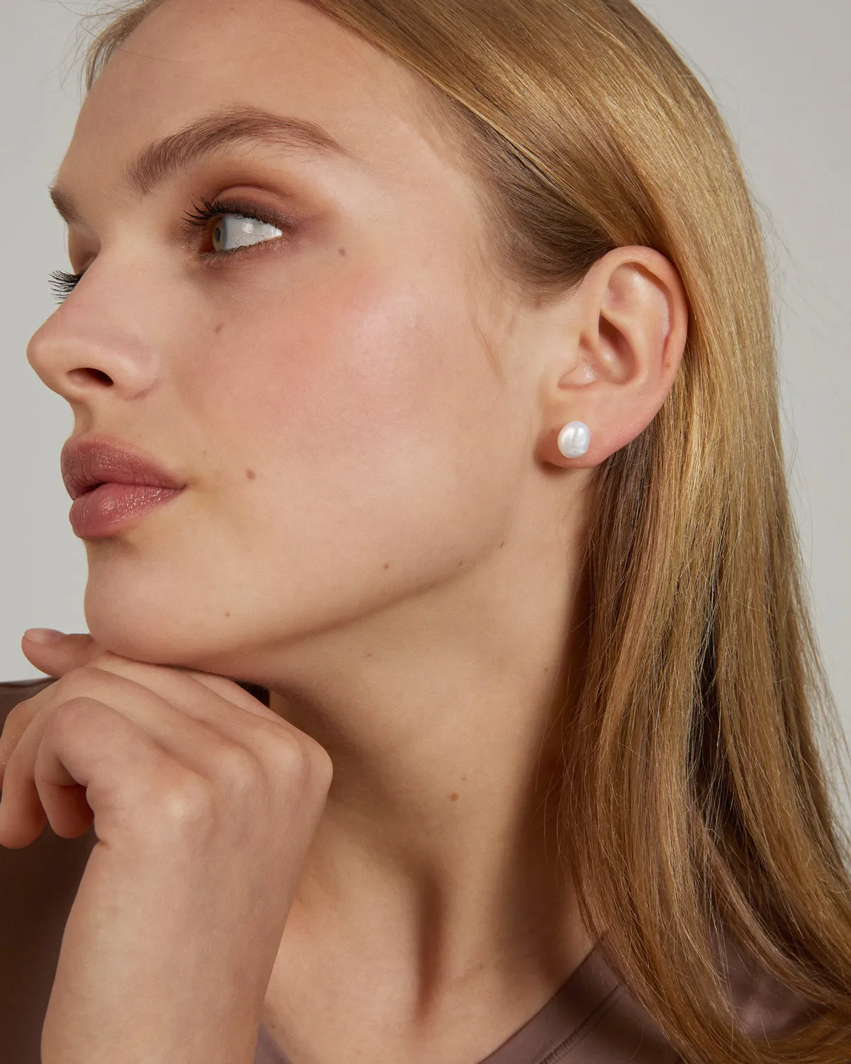 Grit Bold Stud Earrings