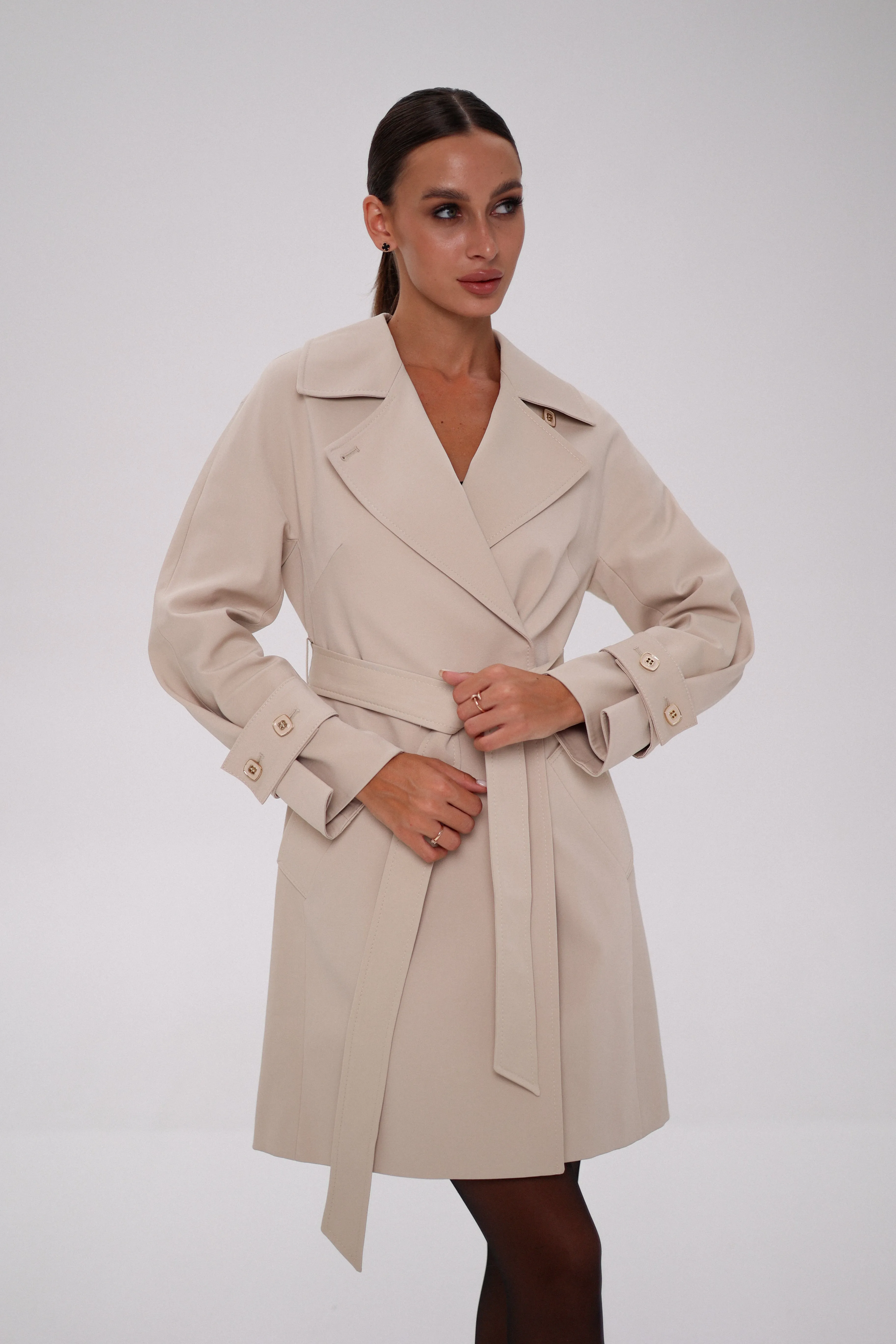 London Trench Coat in Beige