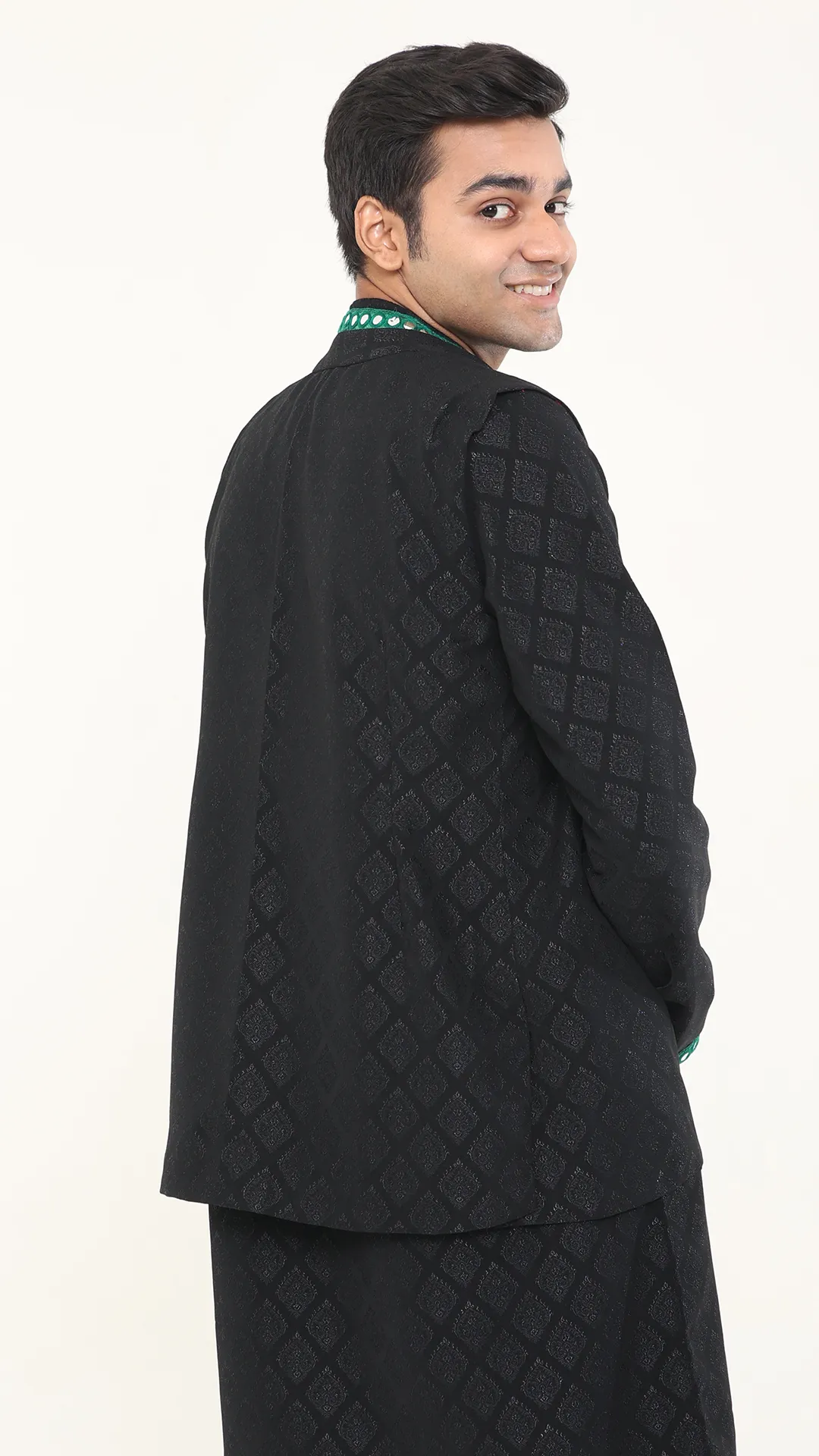 Mirror Black ethnic jacket | stylematters