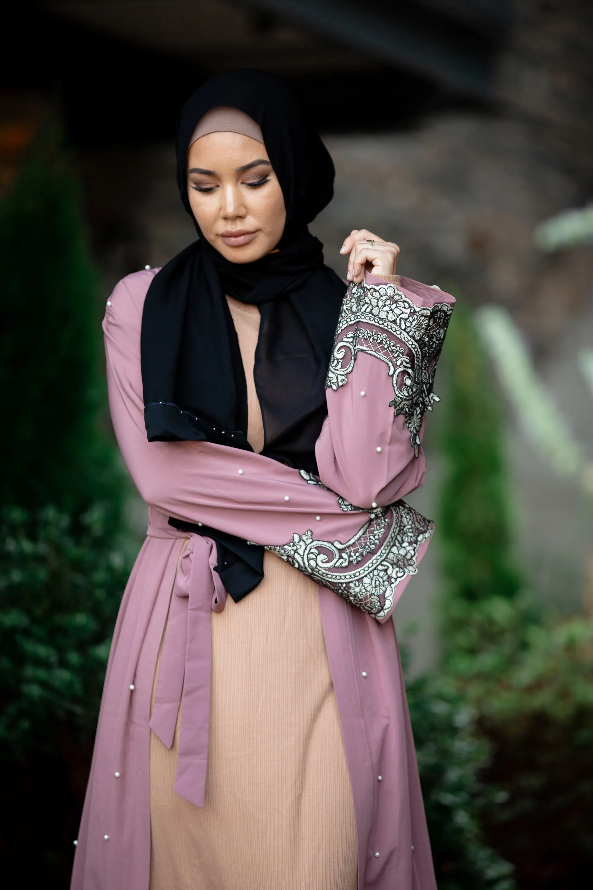 Silver Lace Mauve Open Front Abaya