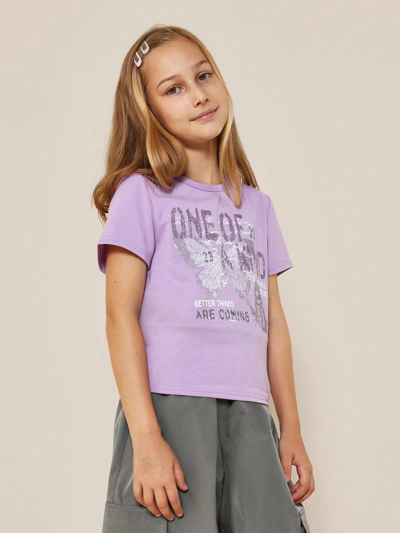 Tween Girls Lilac With Butterfly & Graphic Print And Loose Fit Grey Cargo Pant 2 Piece Set