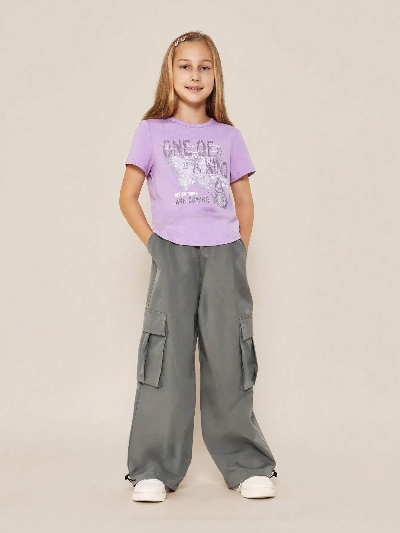 Tween Girls Lilac With Butterfly & Graphic Print And Loose Fit Grey Cargo Pant 2 Piece Set