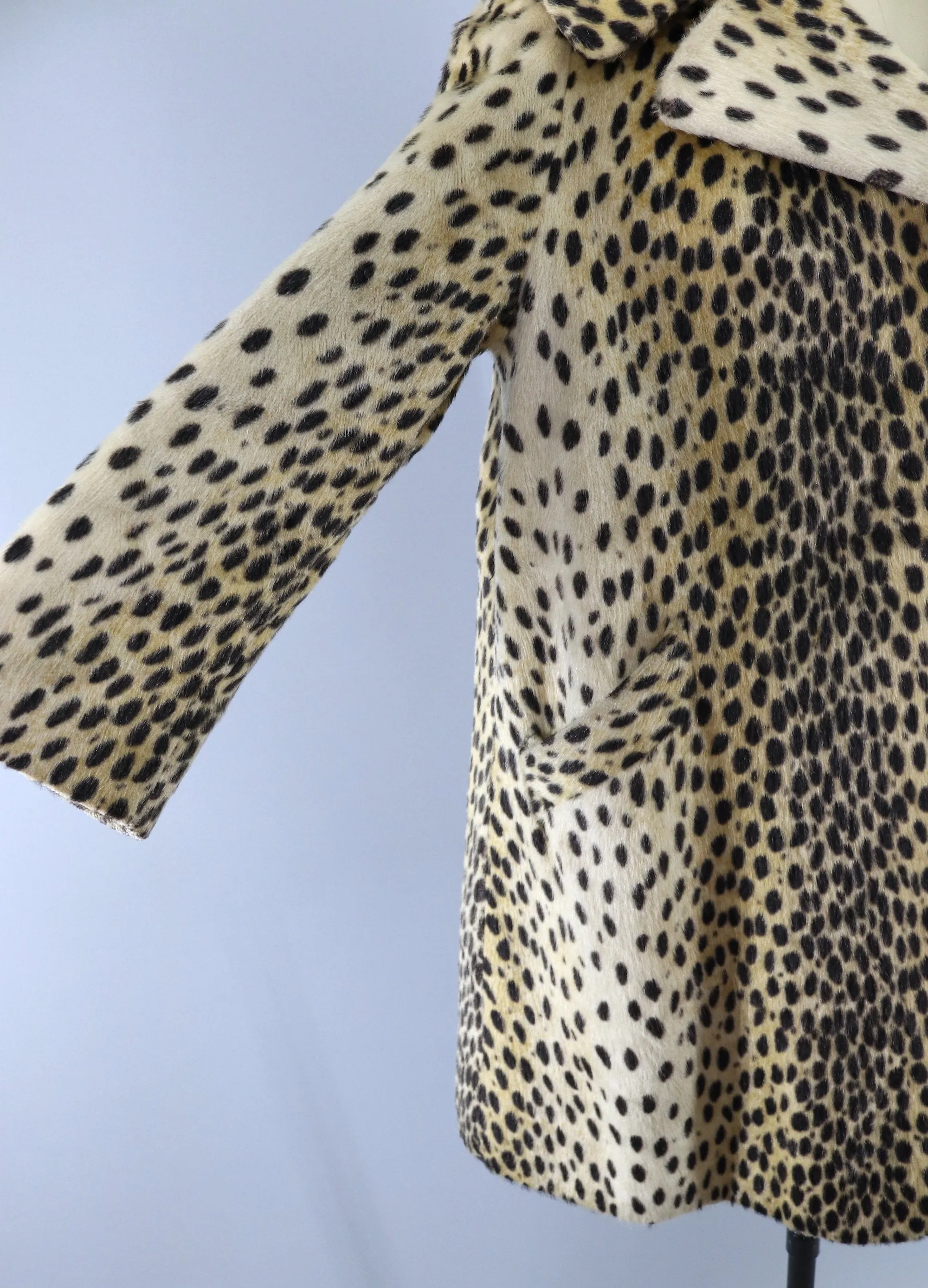 Vintage 1960s Leopard Print Faux Fur Coat