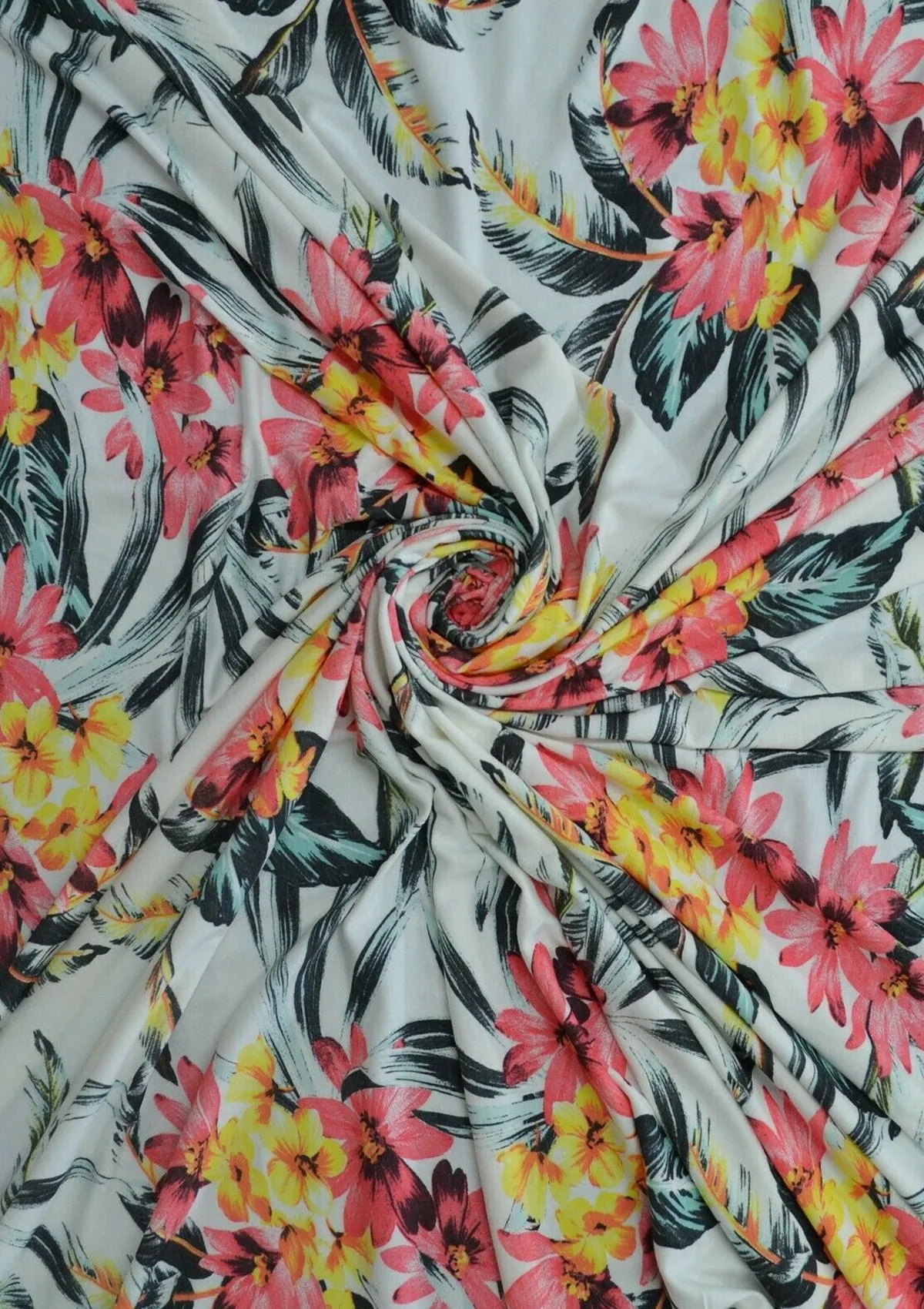 Viscose Jersey Flowers/leaves lightweight Stretch Fabric 60’’ Width Dressmaking D#200